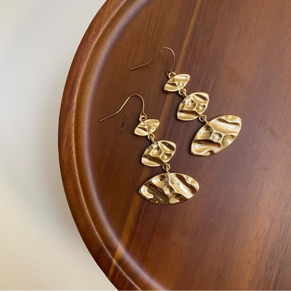 4/$15 Gold Hammered Texture Oval Shape Dangly Earrings - Picture 3 of 5